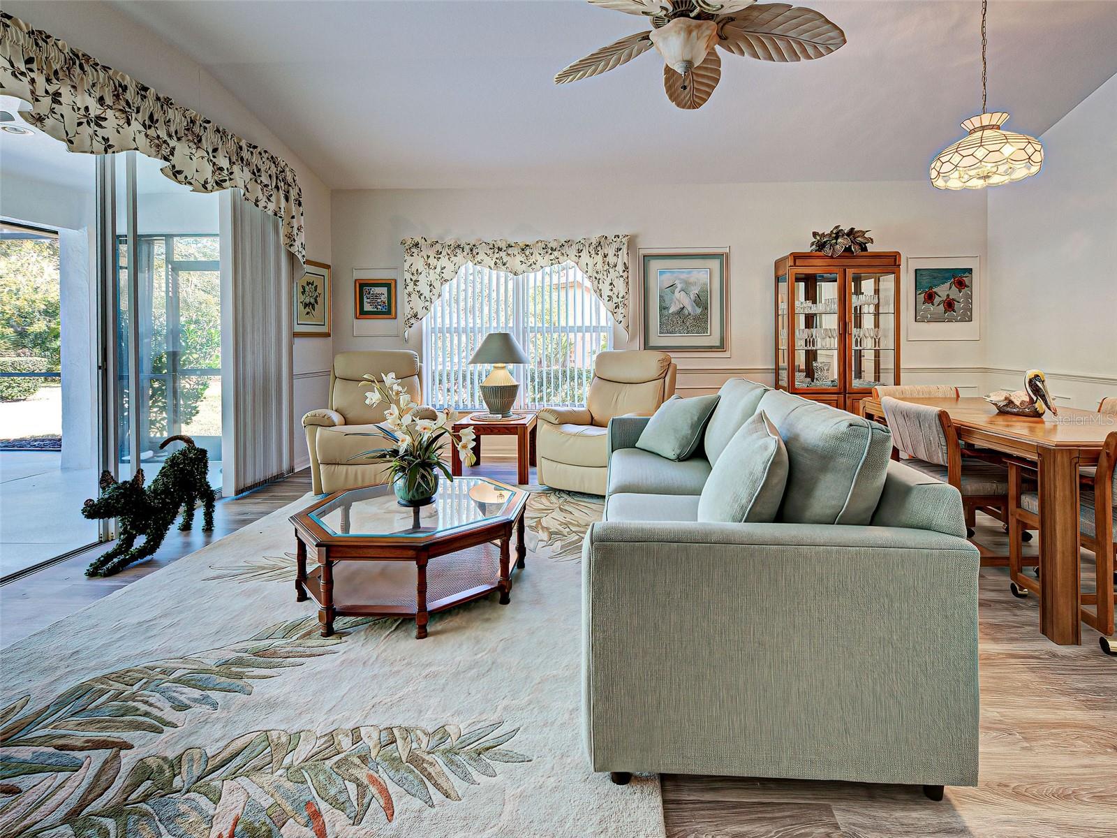 VENICE PALMS PH 1 - Residential