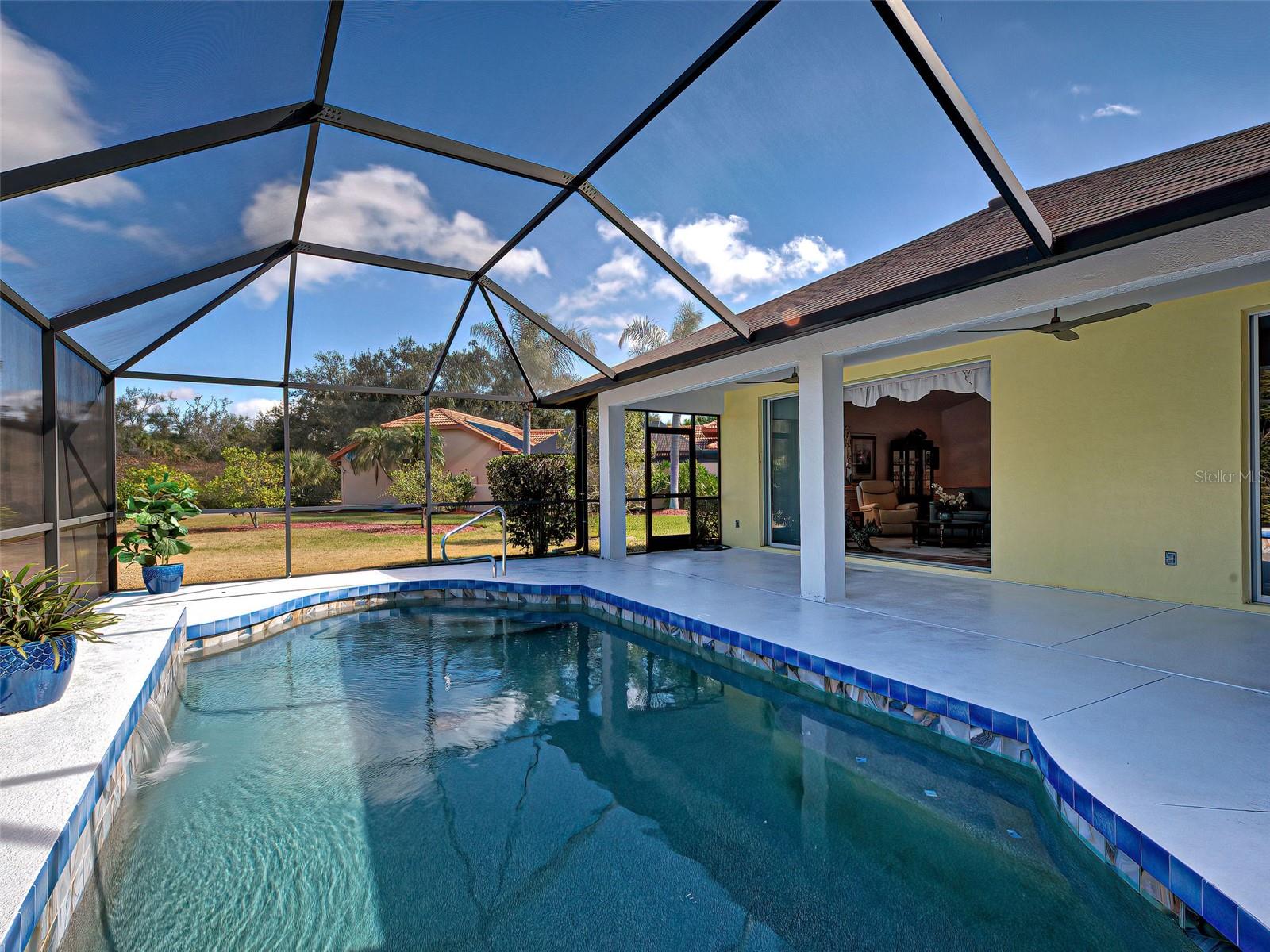 VENICE PALMS PH 1 - Residential