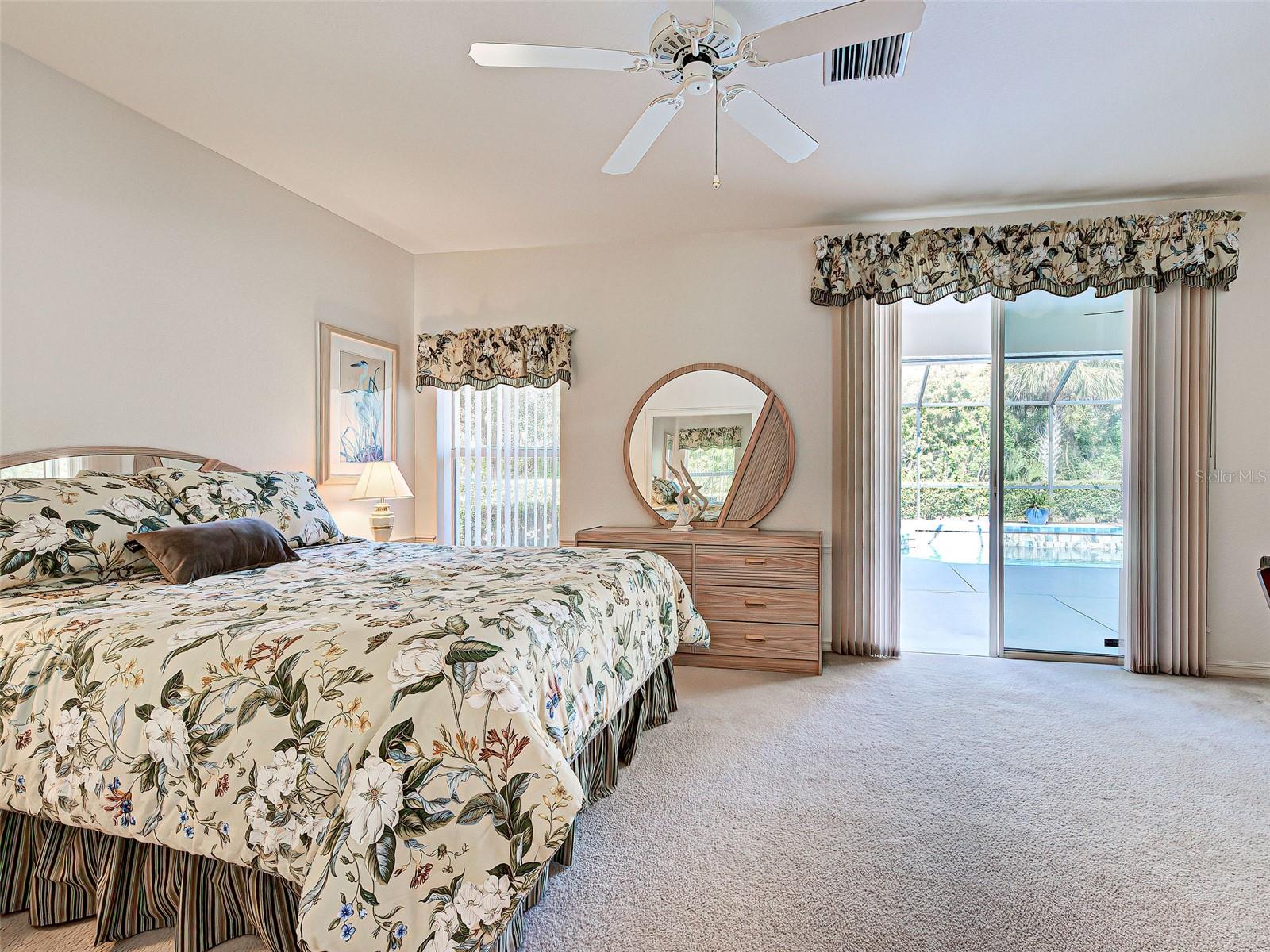 VENICE PALMS PH 1 - Residential