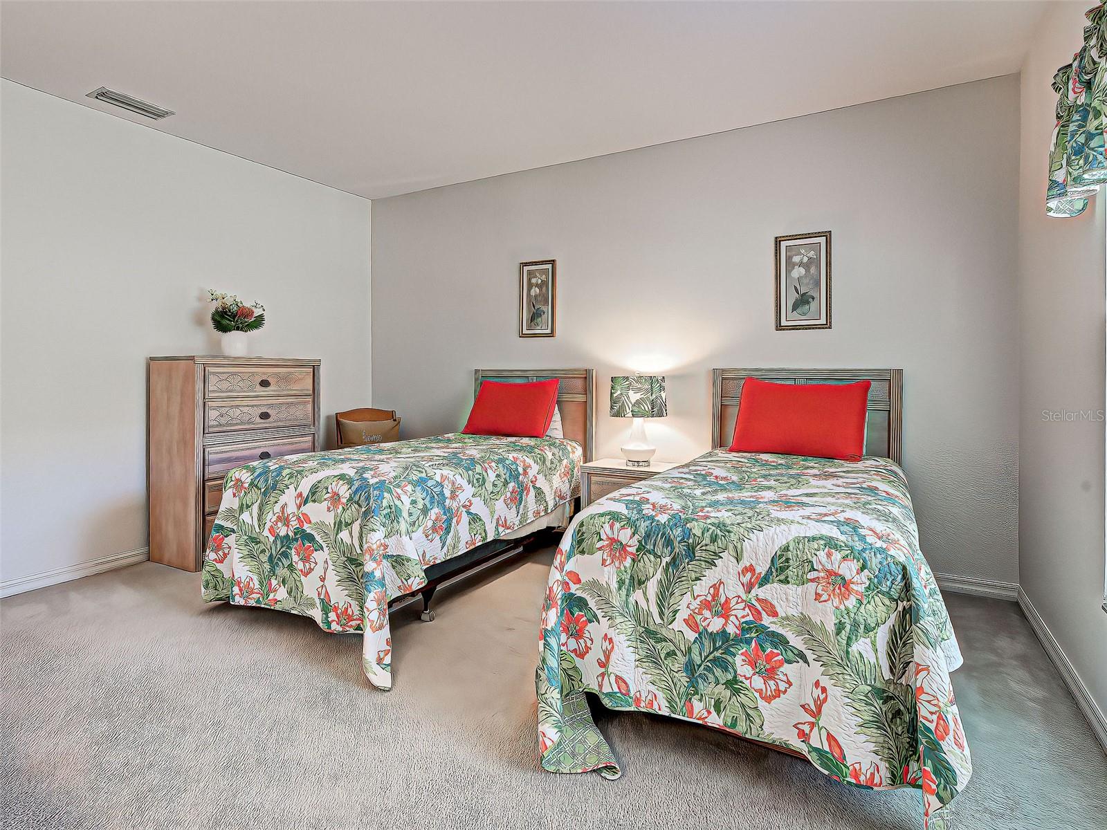 VENICE PALMS PH 1 - Residential