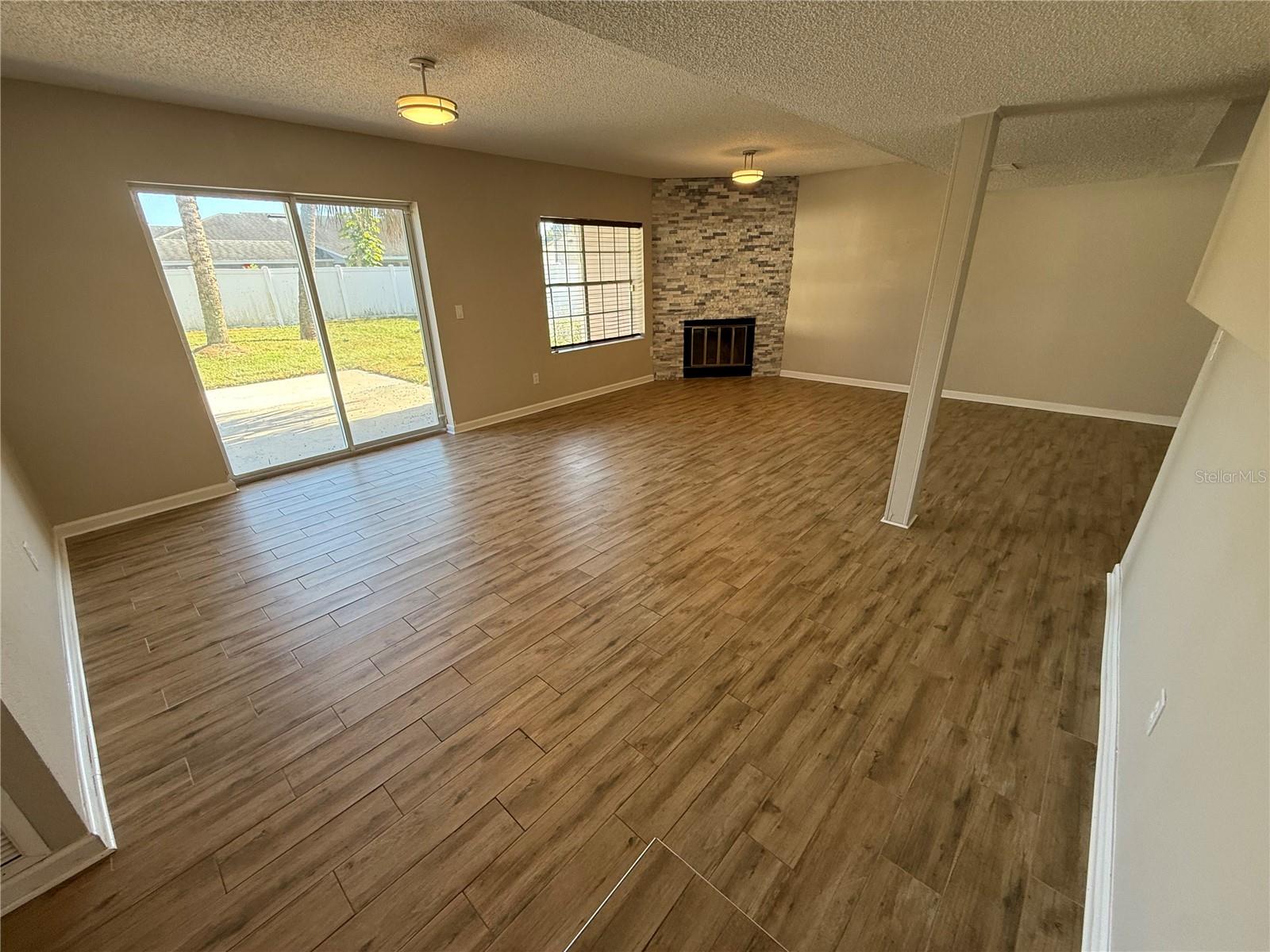 DEERWOOD - Residential