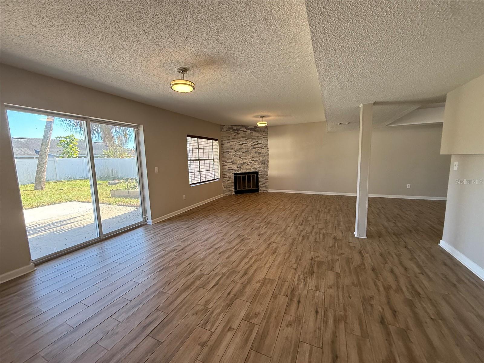 DEERWOOD - Residential