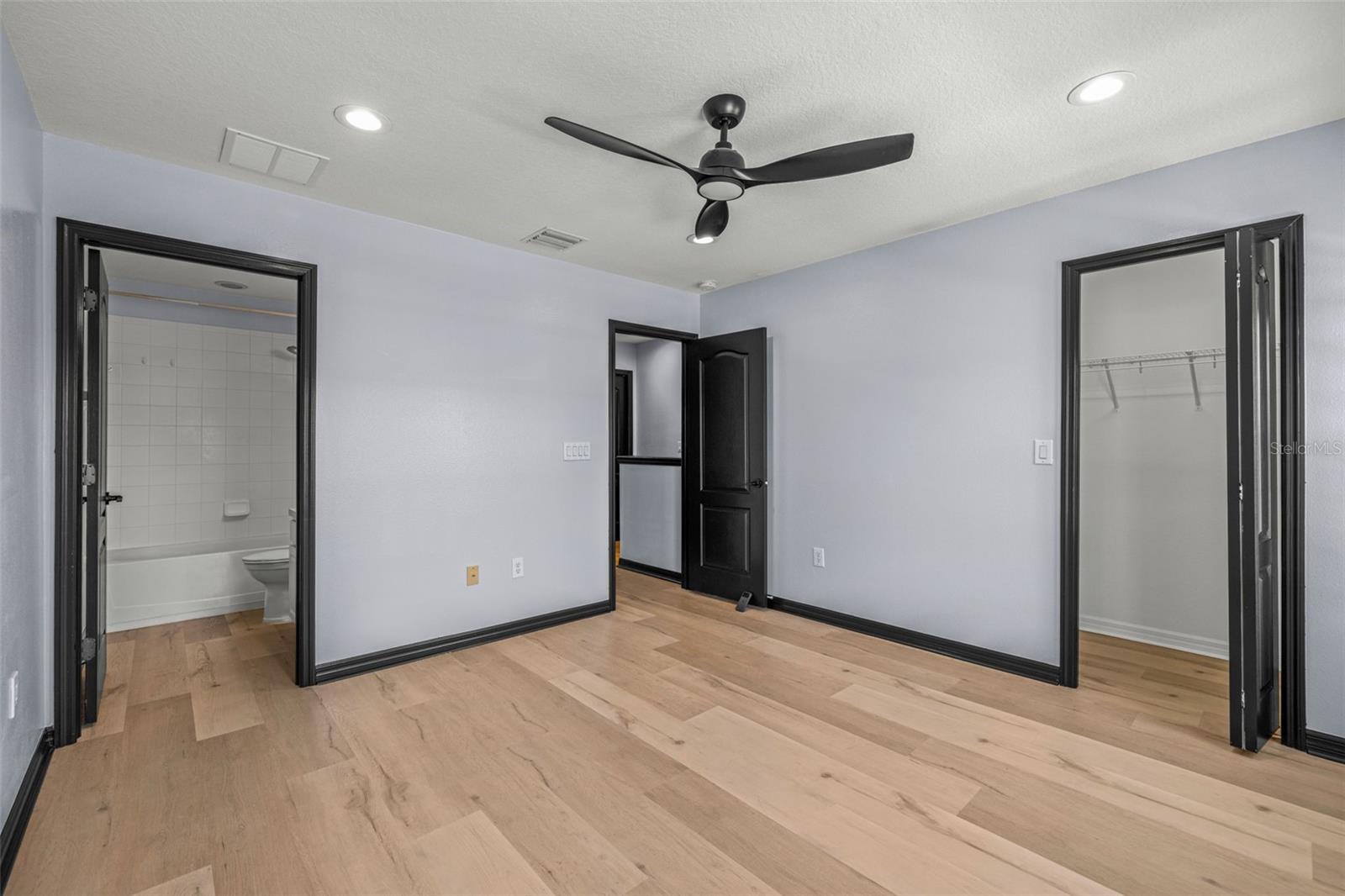 OAK CREEK PRCL 2 UNIT 2A - Residential