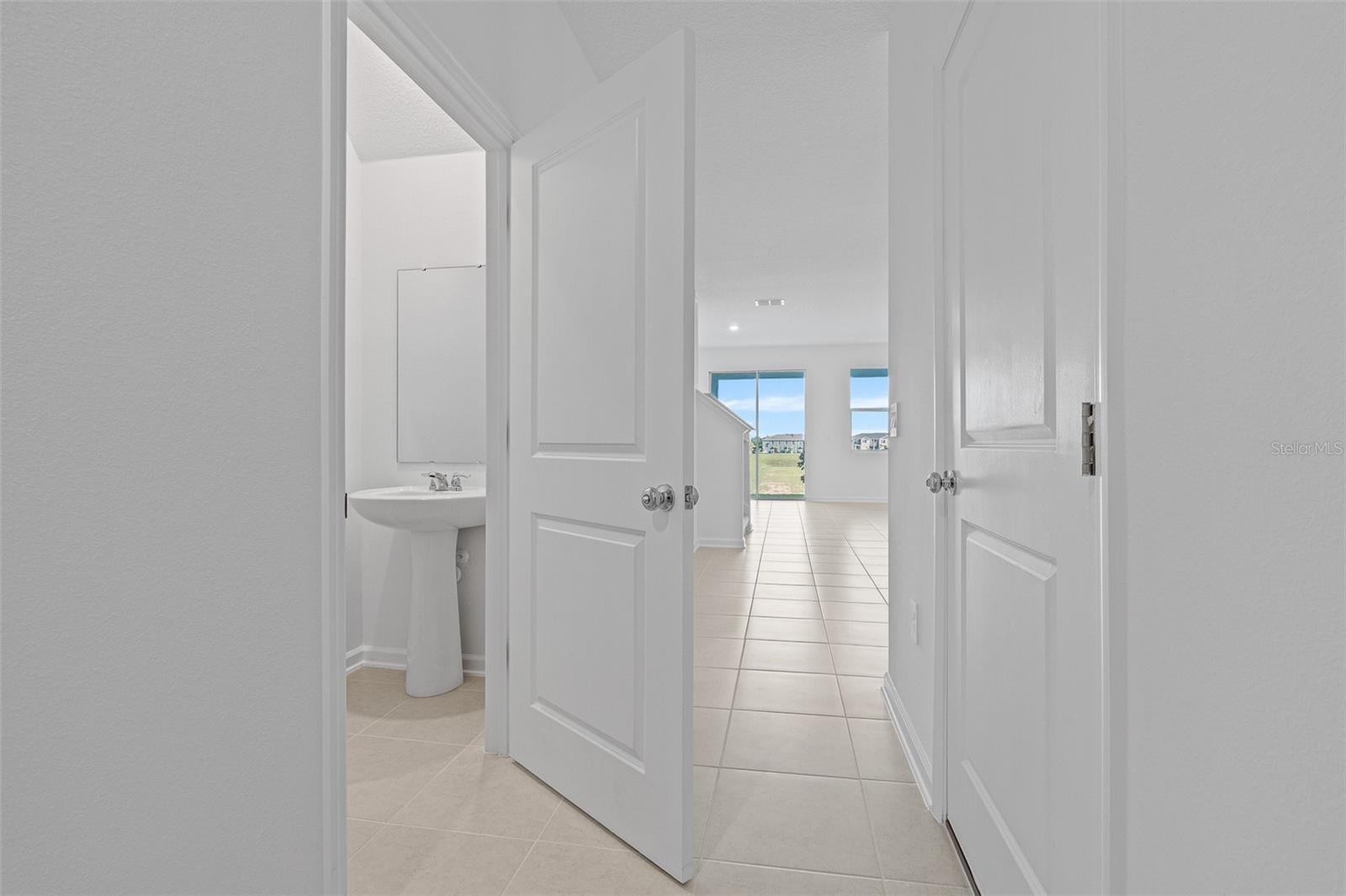 BRENTWOOD TH - Residential Lease