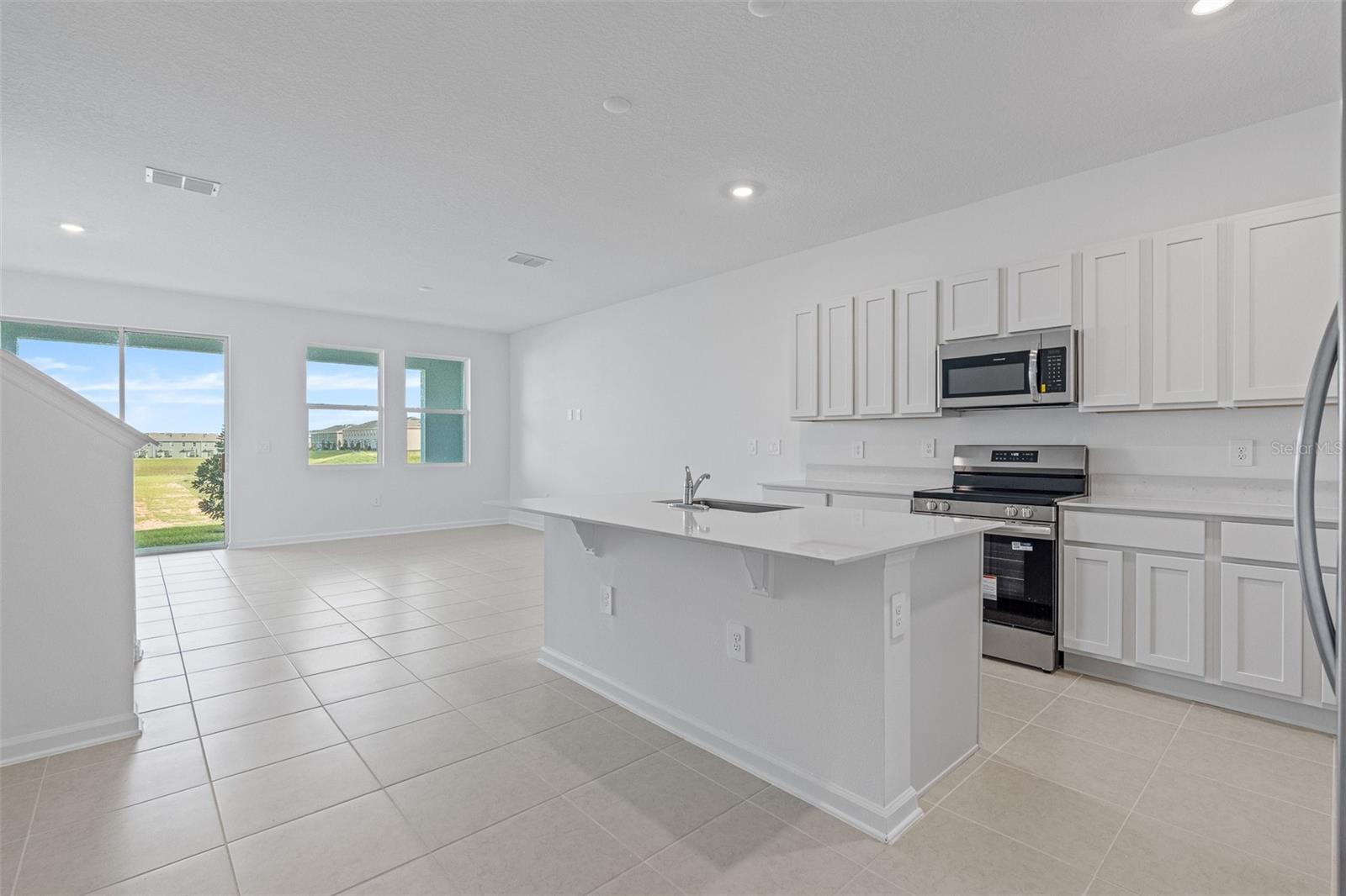 BRENTWOOD TH - Residential Lease