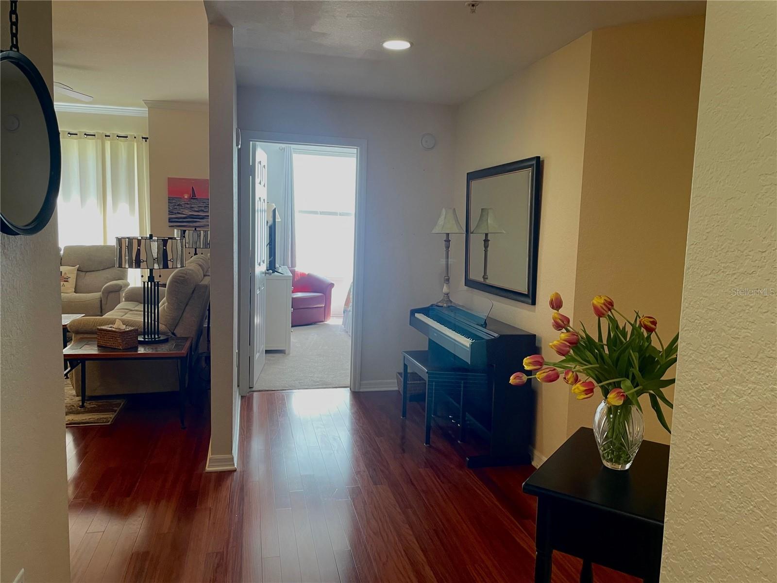 PARKCREST HARBOUR ISLAND CONDO - Residential