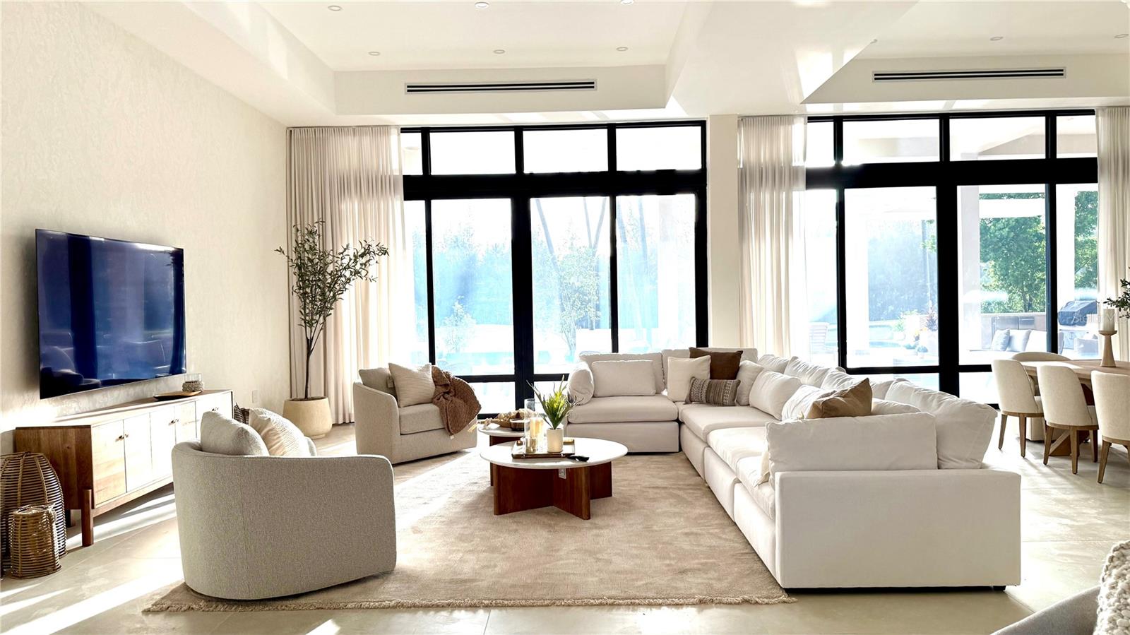 ST.REGIS BAHIA BEACH LAKE & GOLF  FRONT  RESIDENCE - Residential