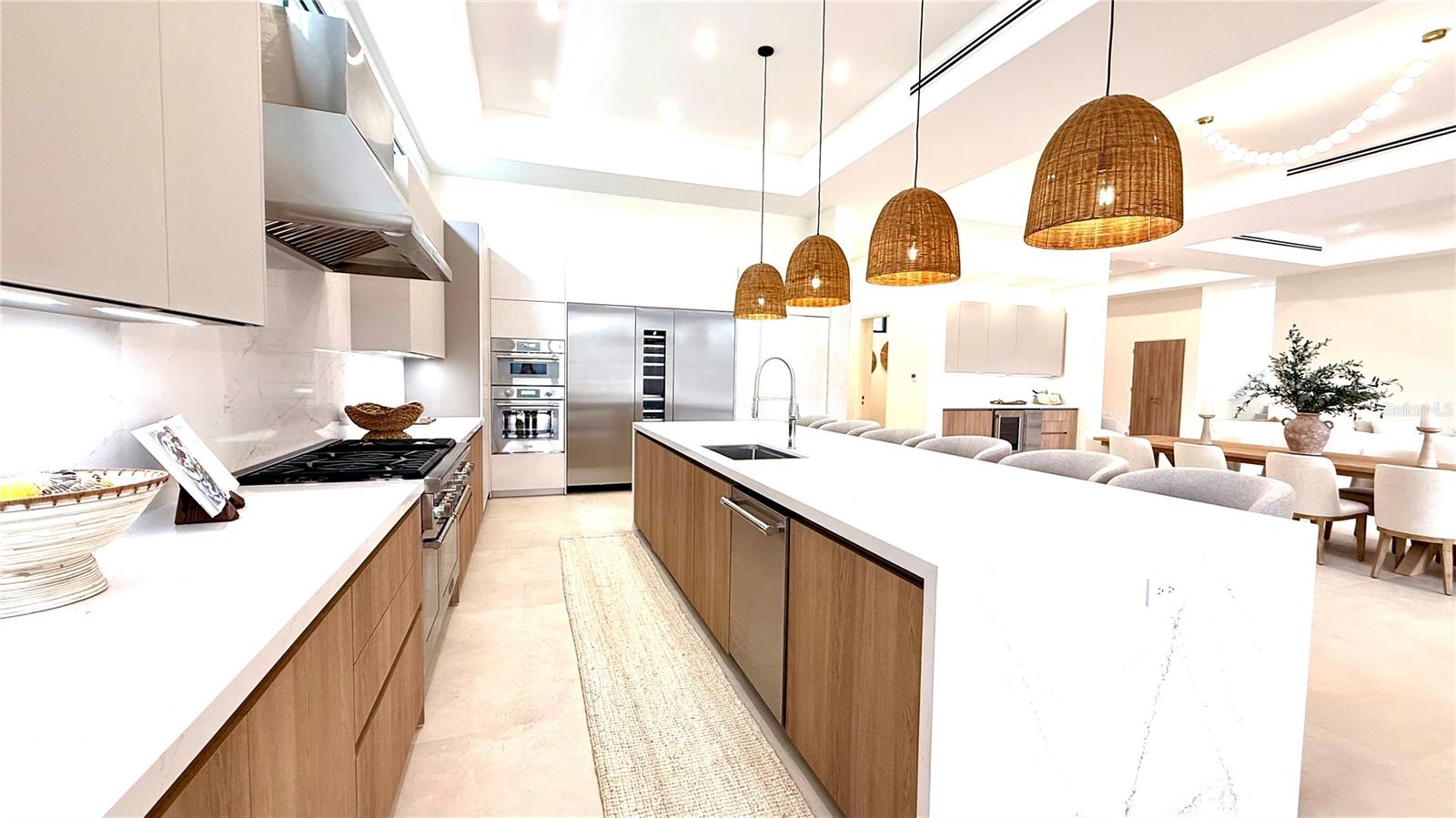 ST.REGIS BAHIA BEACH LAKE & GOLF  FRONT  RESIDENCE - Residential