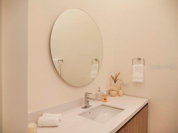 ST.REGIS BAHIA BEACH LAKE & GOLF  FRONT  RESIDENCE - Residential