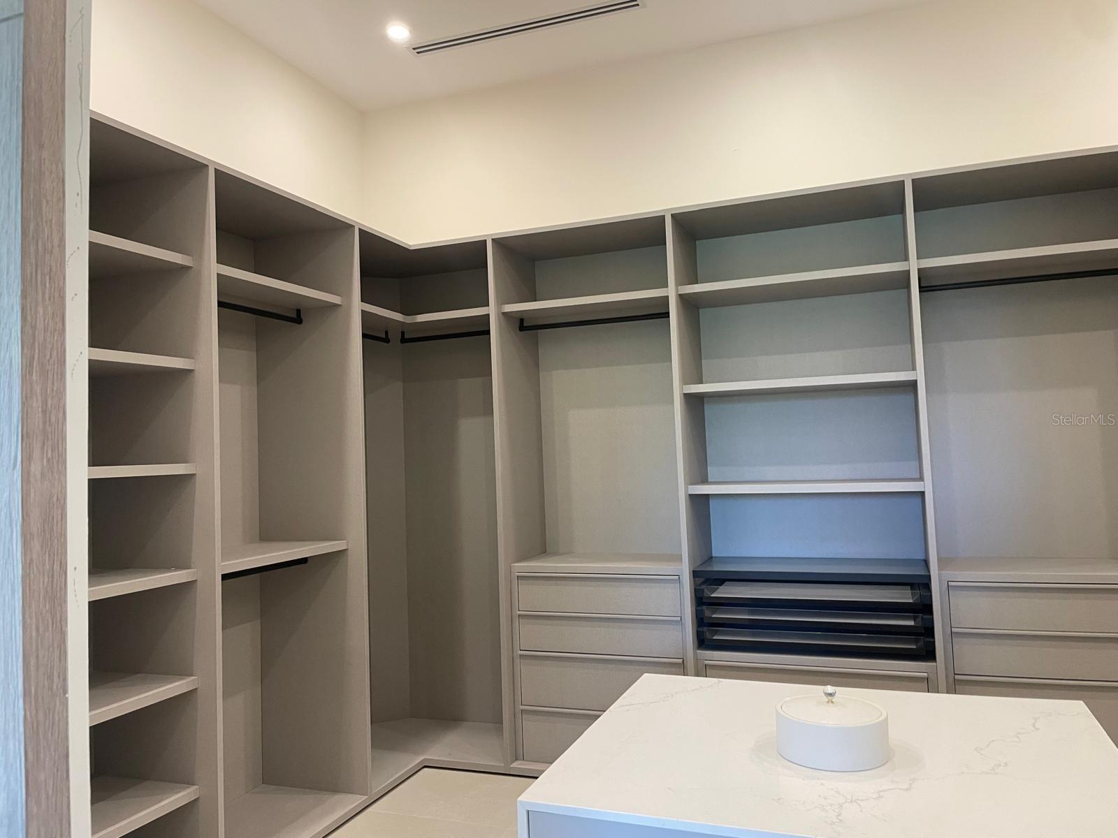 ST.REGIS BAHIA BEACH LAKE & GOLF  FRONT  RESIDENCE - Residential