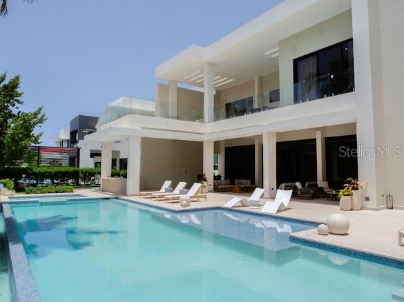 ST.REGIS BAHIA BEACH LAKE & GOLF  FRONT  RESIDENCE - Residential