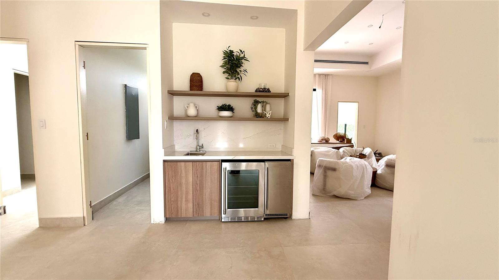 ST.REGIS BAHIA BEACH LAKE & GOLF  FRONT  RESIDENCE - Residential