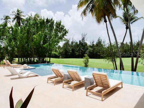 ST.REGIS BAHIA BEACH LAKE & GOLF  FRONT  RESIDENCE - Residential