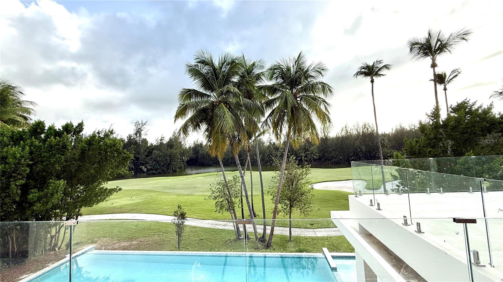 ST.REGIS BAHIA BEACH LAKE & GOLF  FRONT  RESIDENCE - Residential