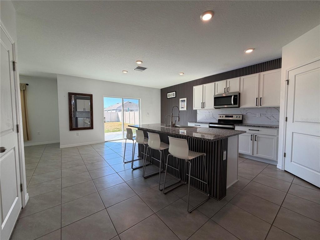 Photo of 3416 Shady Sunrise Loop, Plant City, FL 33565 (MLS # TB8484727)