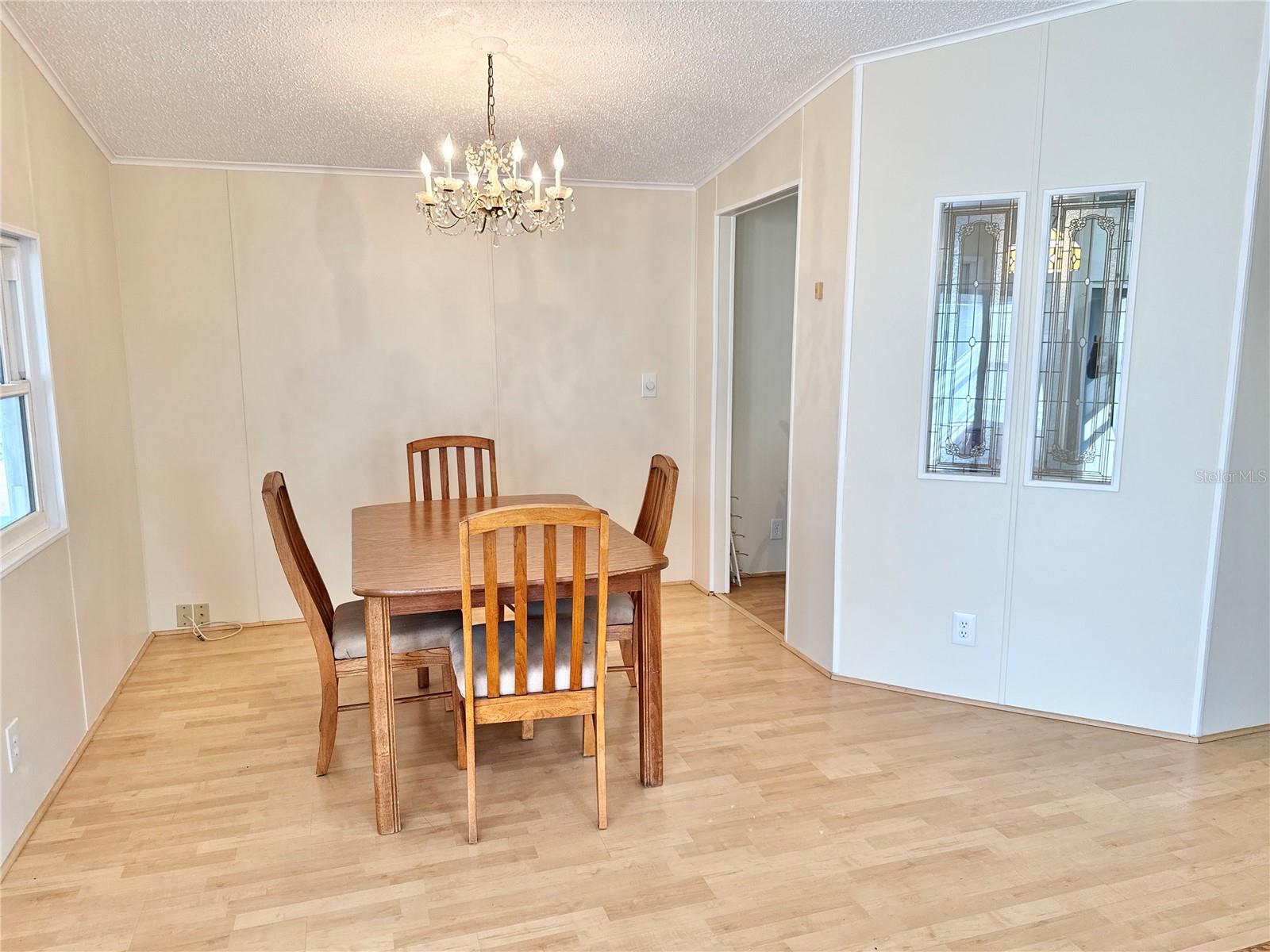 MOBEL AMERICANA MOBILE HOME PARK UNREC - Residential Lease