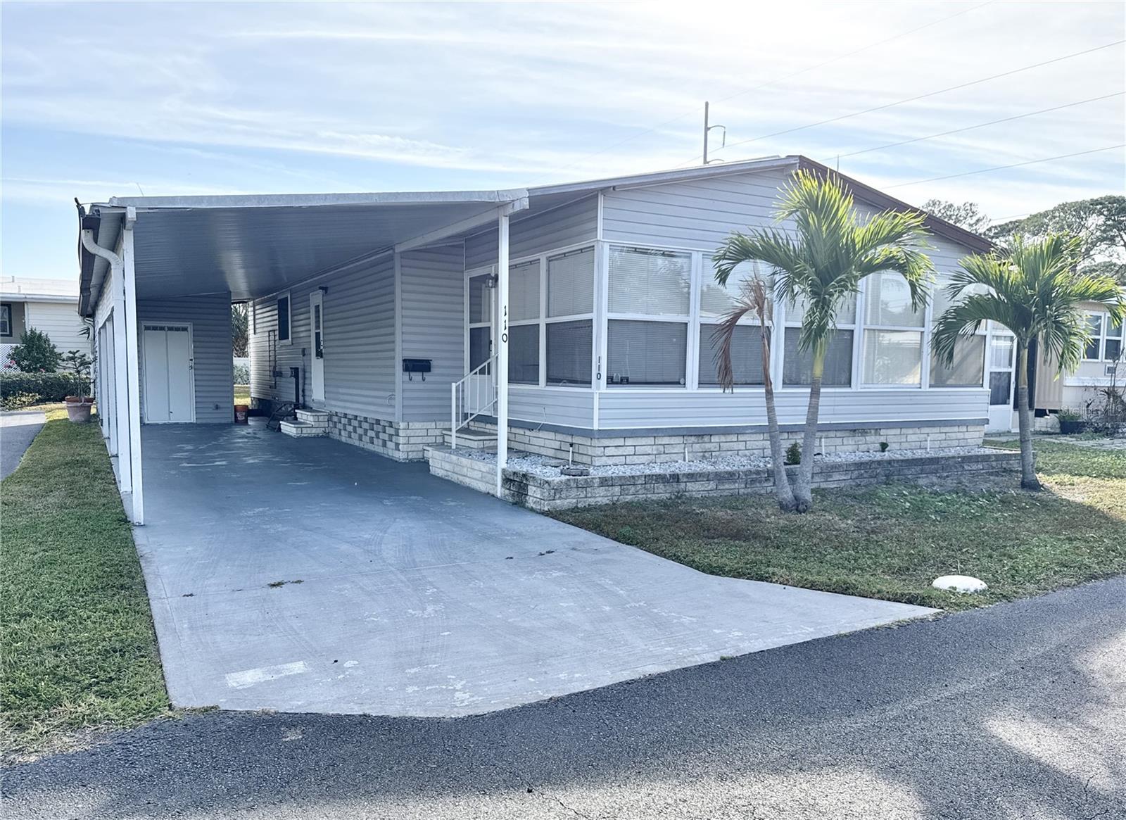 MOBEL AMERICANA MOBILE HOME PARK UNREC - Residential Lease