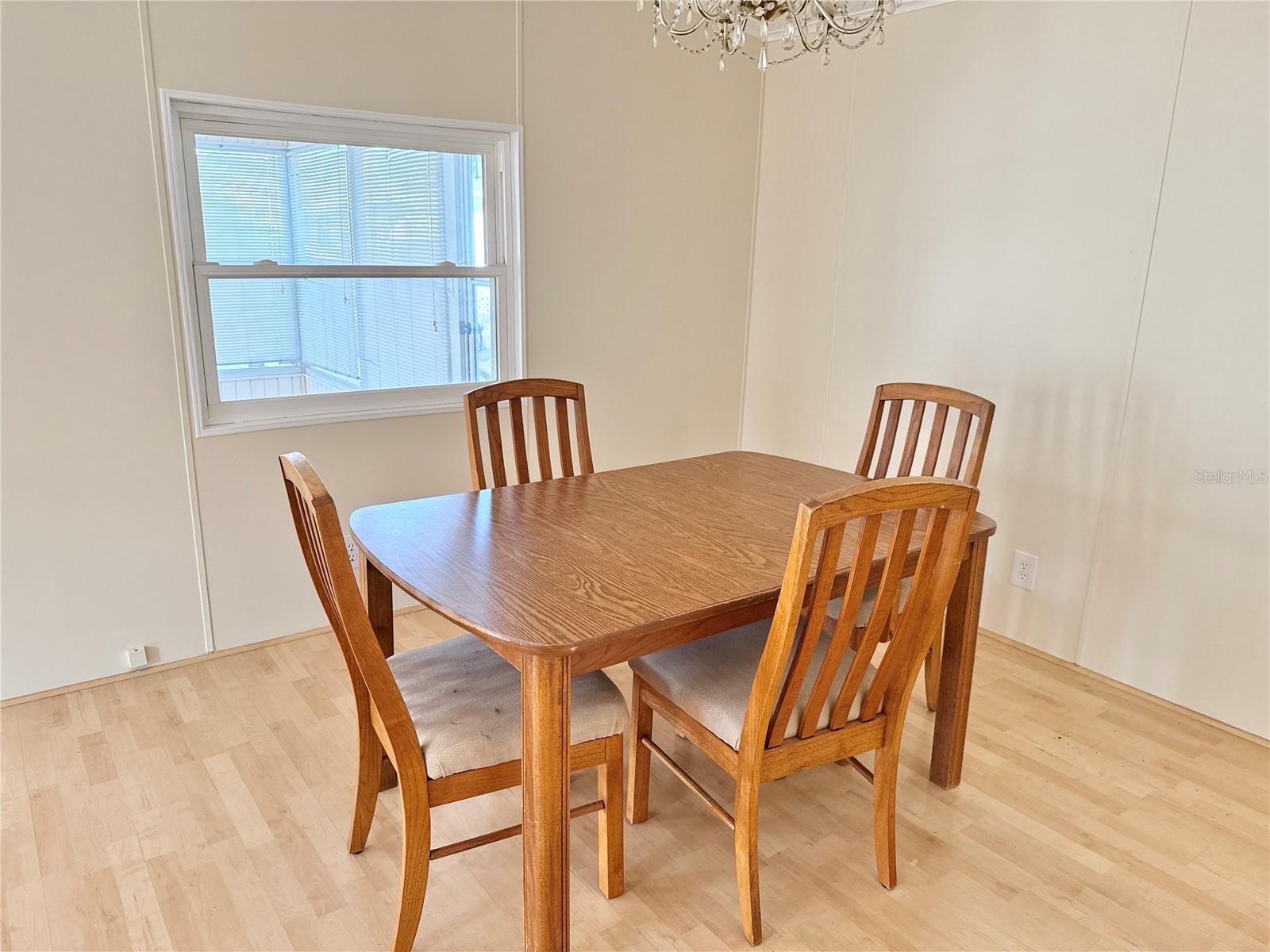 MOBEL AMERICANA MOBILE HOME PARK UNREC - Residential Lease