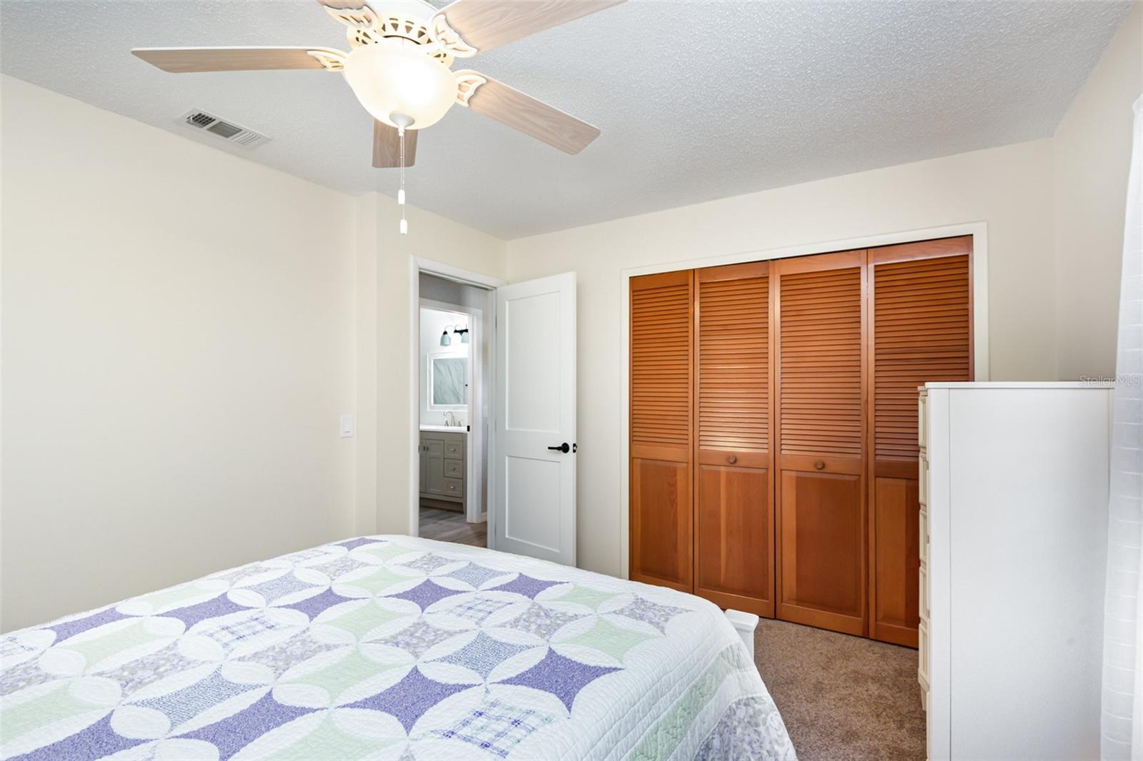 DELTONA LAKES UNIT 09 - Residential