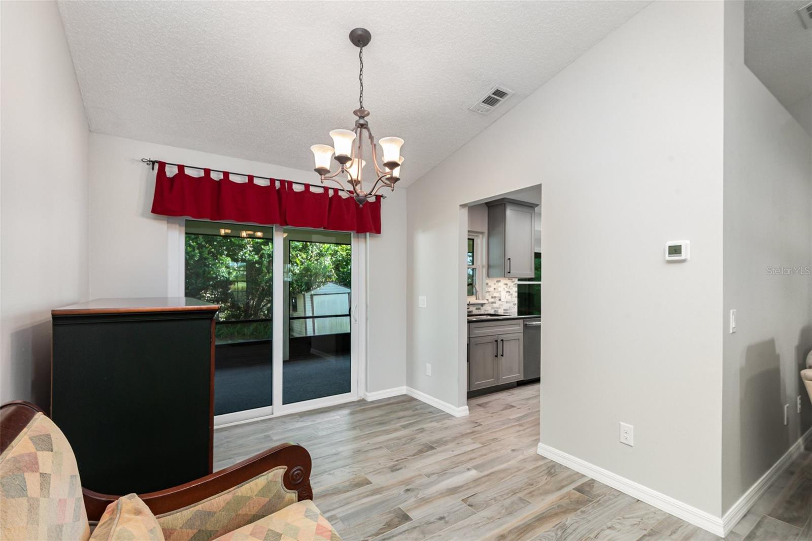 DELTONA LAKES UNIT 09 - Residential