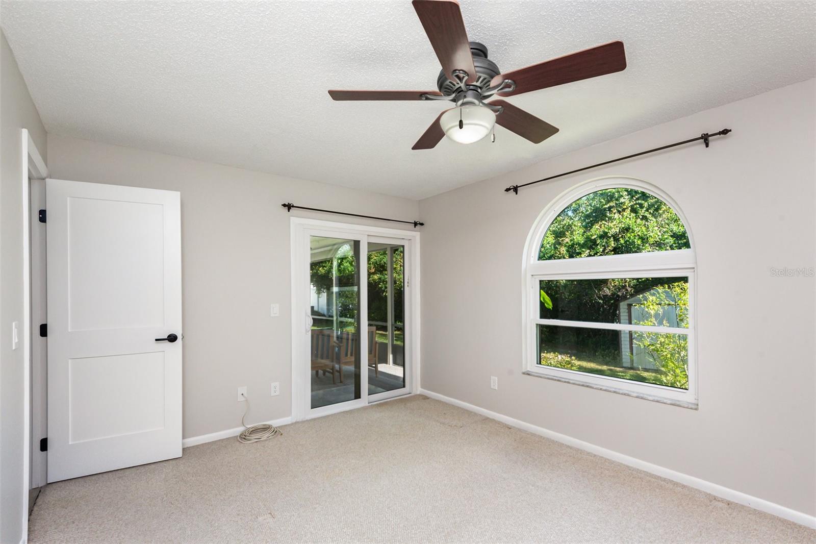 DELTONA LAKES UNIT 09 - Residential