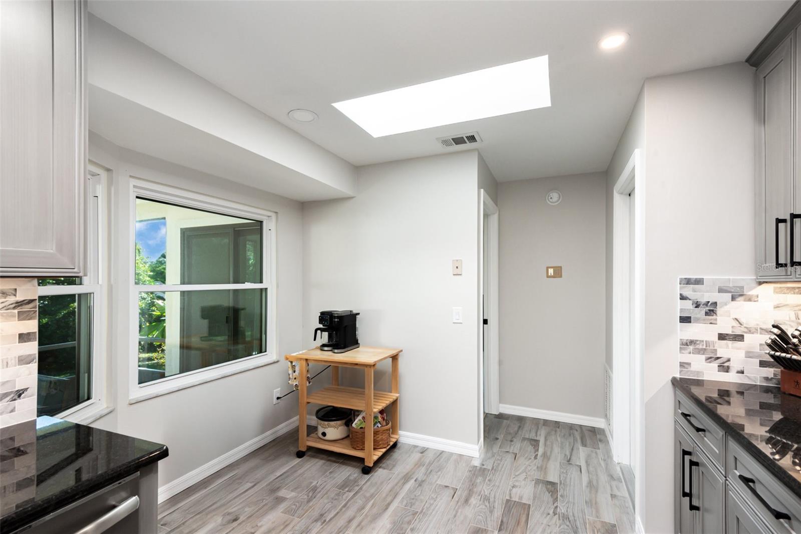 DELTONA LAKES UNIT 09 - Residential