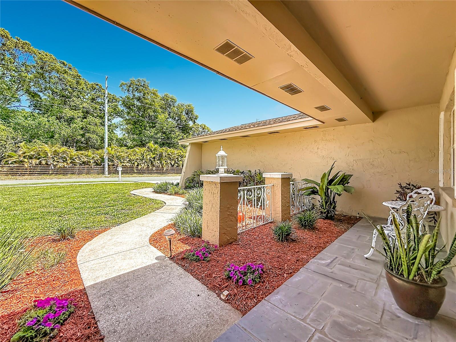 SEMINOLE LAKE GOLF & COUNTRY CLUB ESTATE - Residential