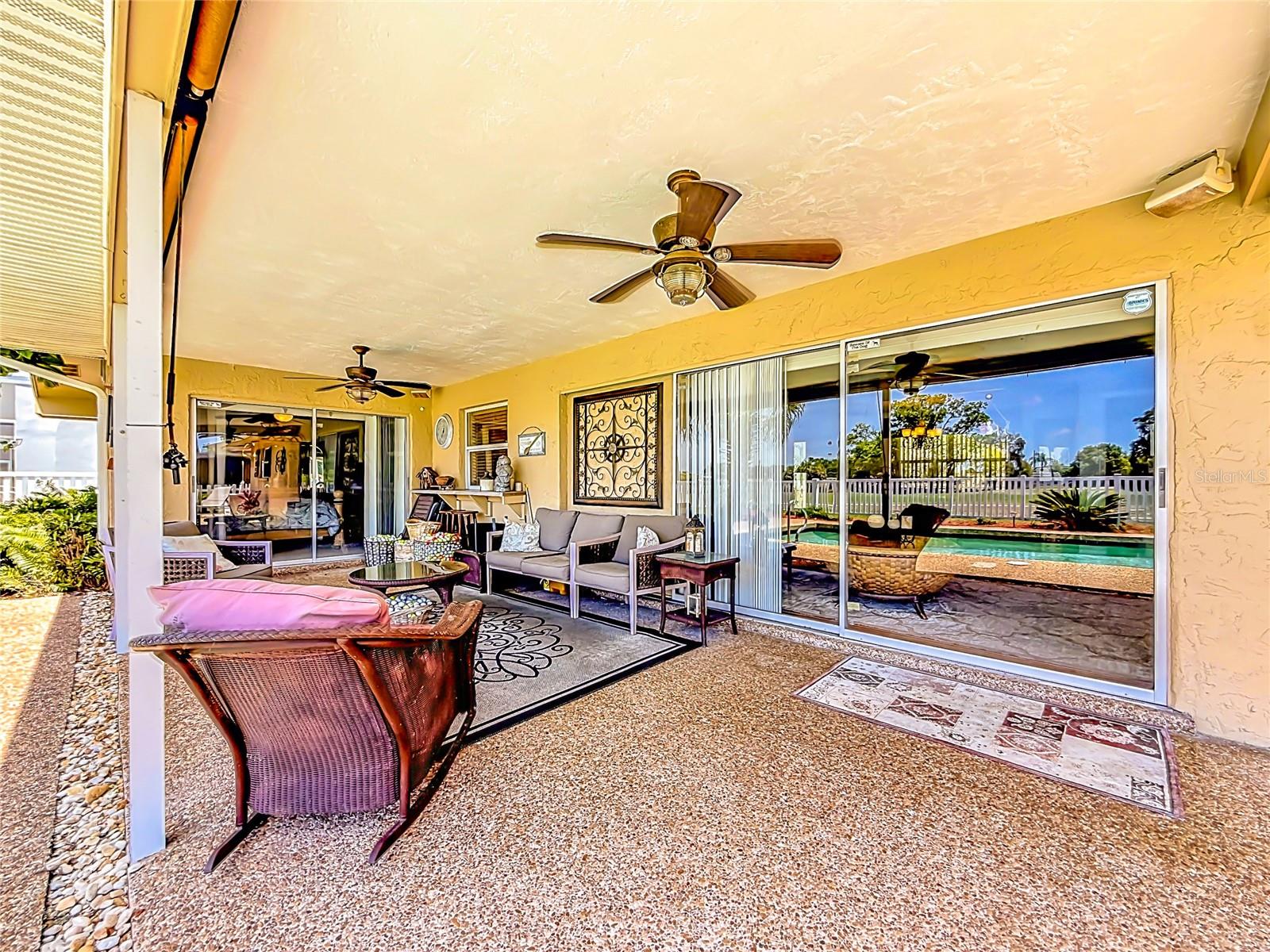 SEMINOLE LAKE GOLF & COUNTRY CLUB ESTATE - Residential