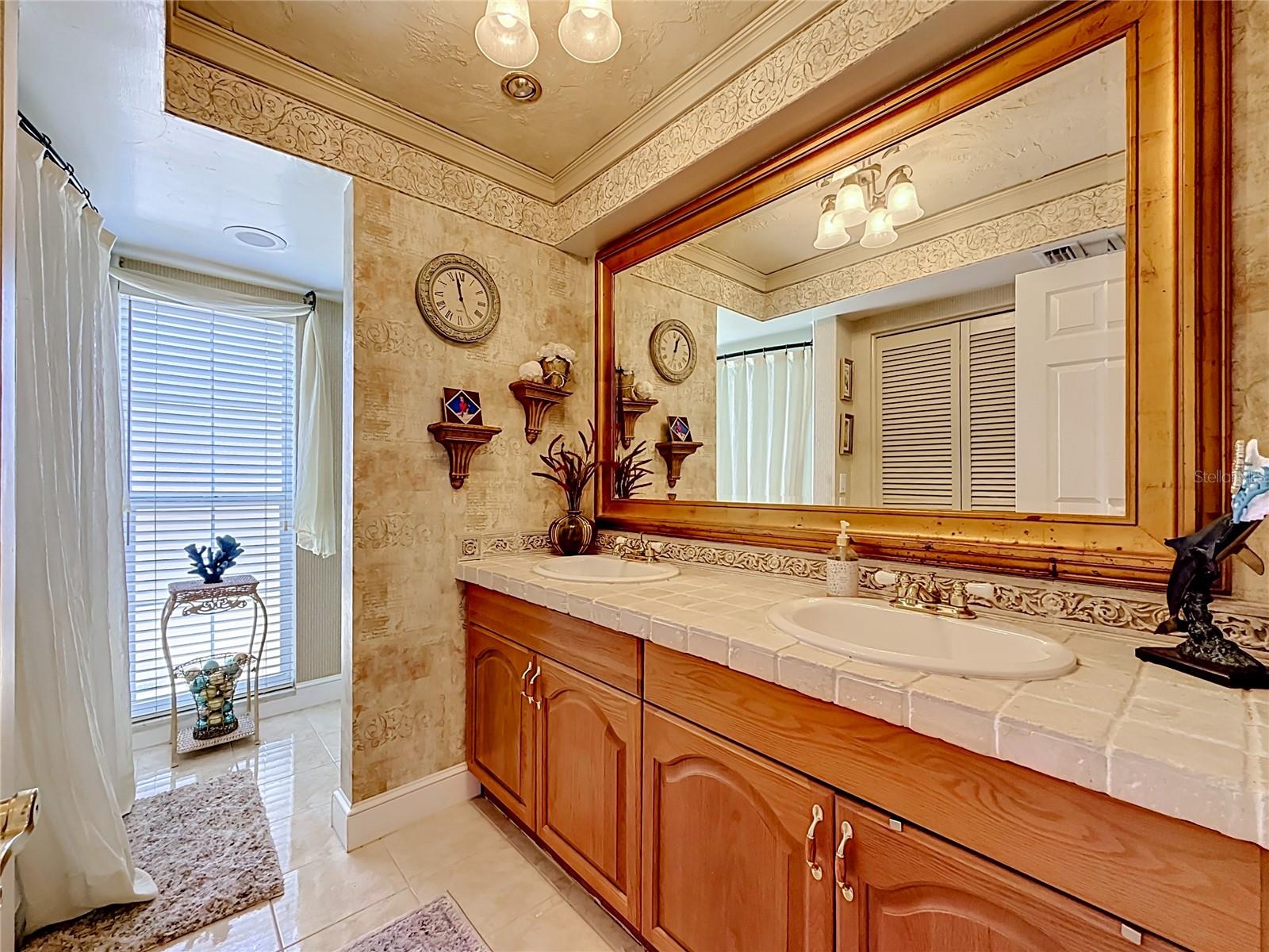 SEMINOLE LAKE GOLF & COUNTRY CLUB ESTATE - Residential