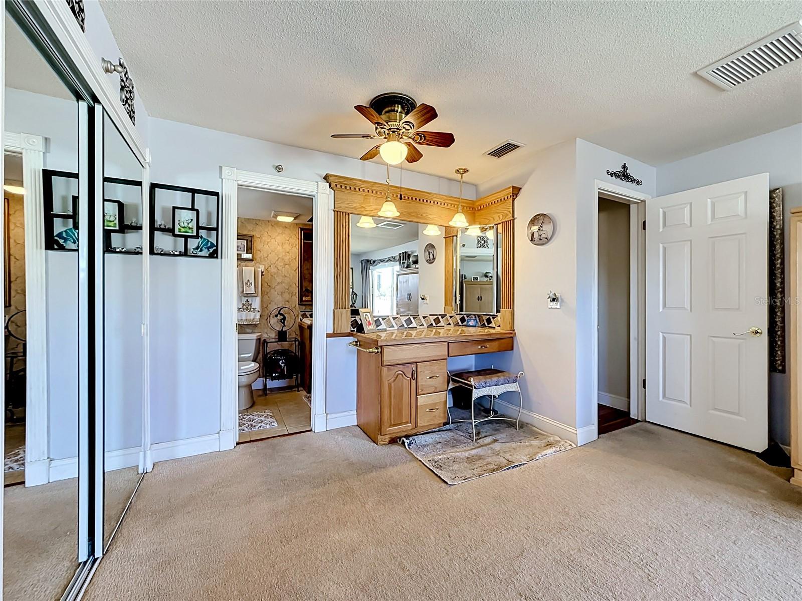 SEMINOLE LAKE GOLF & COUNTRY CLUB ESTATE - Residential