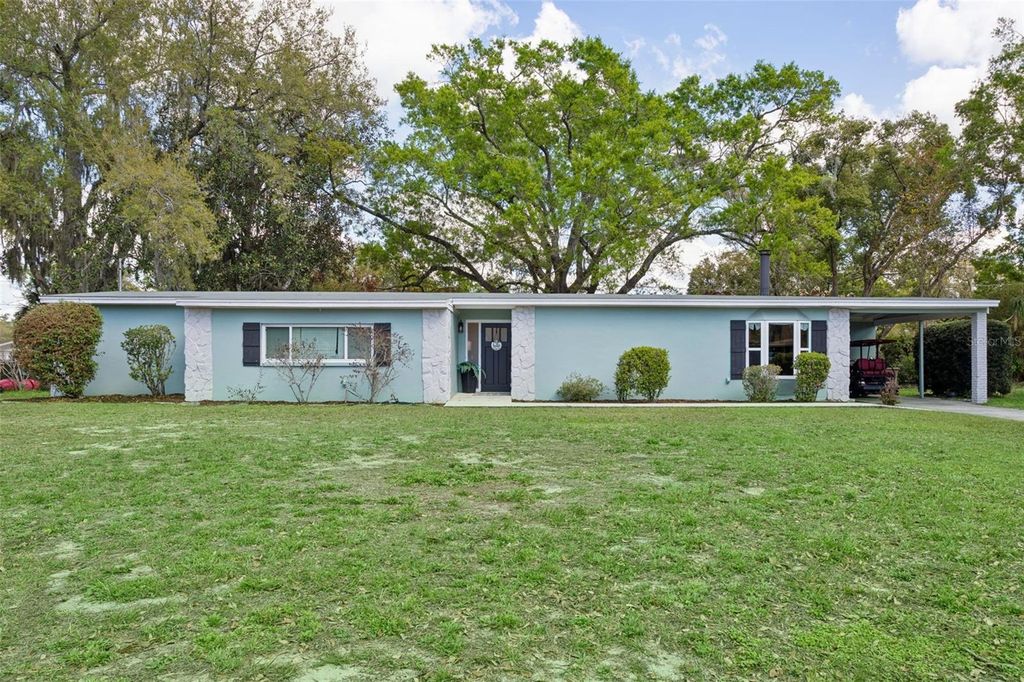 Photo of 511 Herchel Drive, Temple Terrace, FL 33617 (MLS # TB8490314)