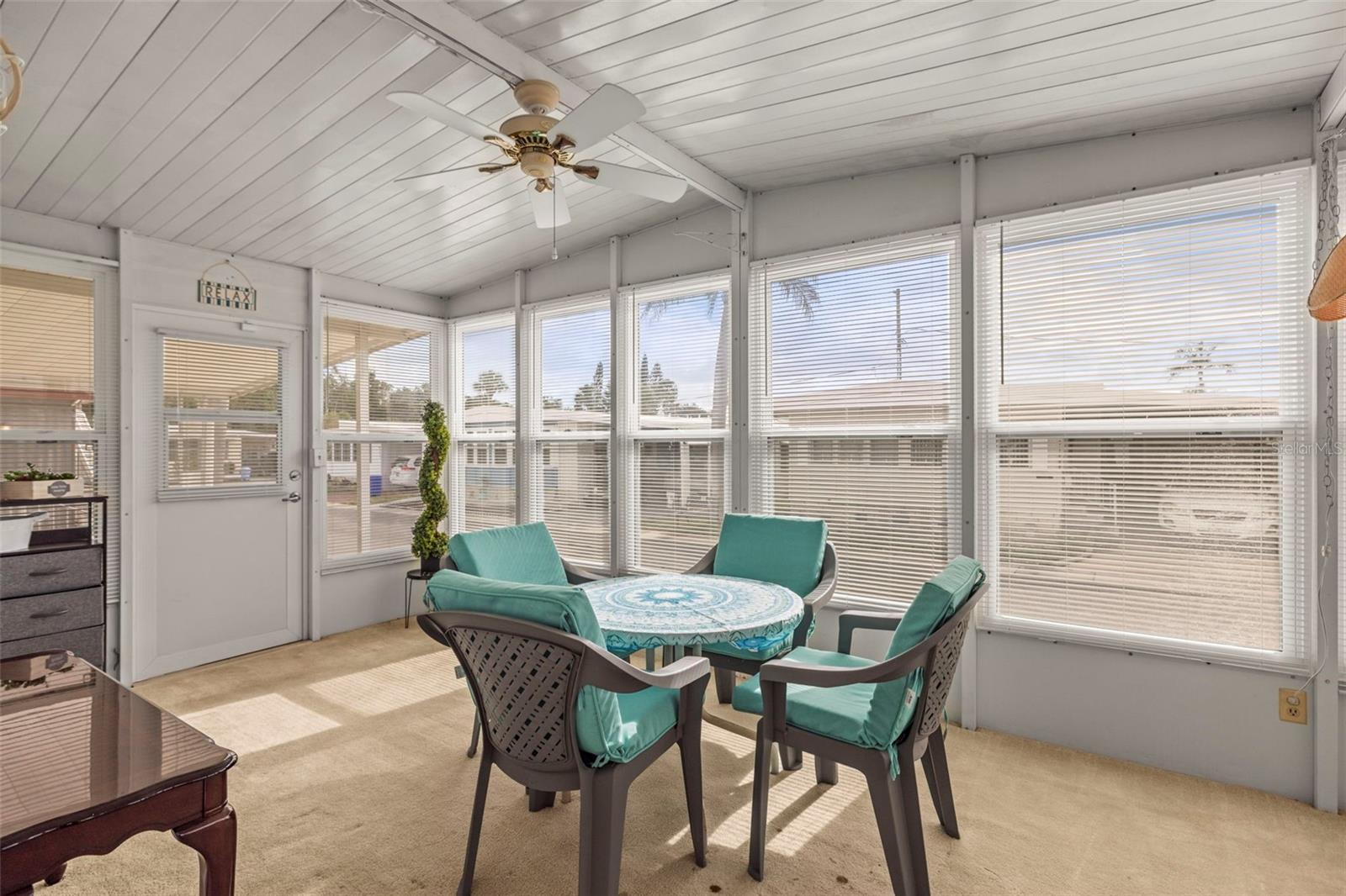 SUNSET PALMS UNREC - Residential