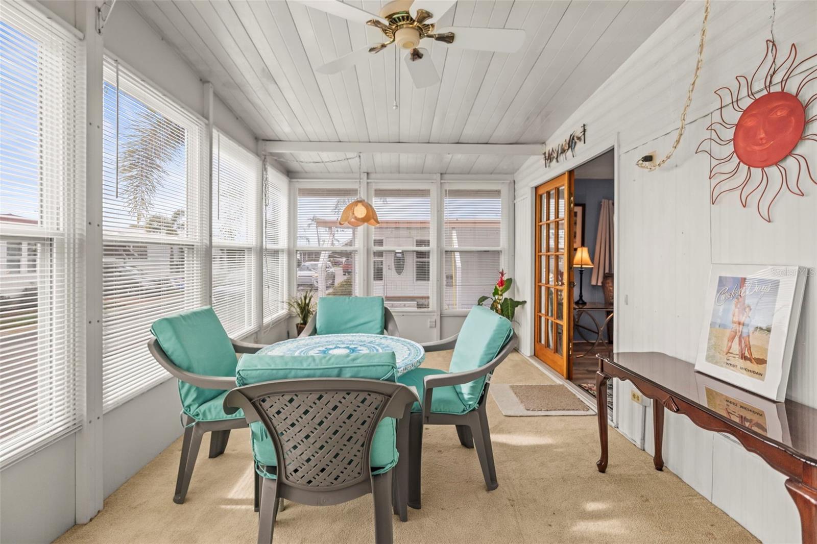 SUNSET PALMS UNREC - Residential