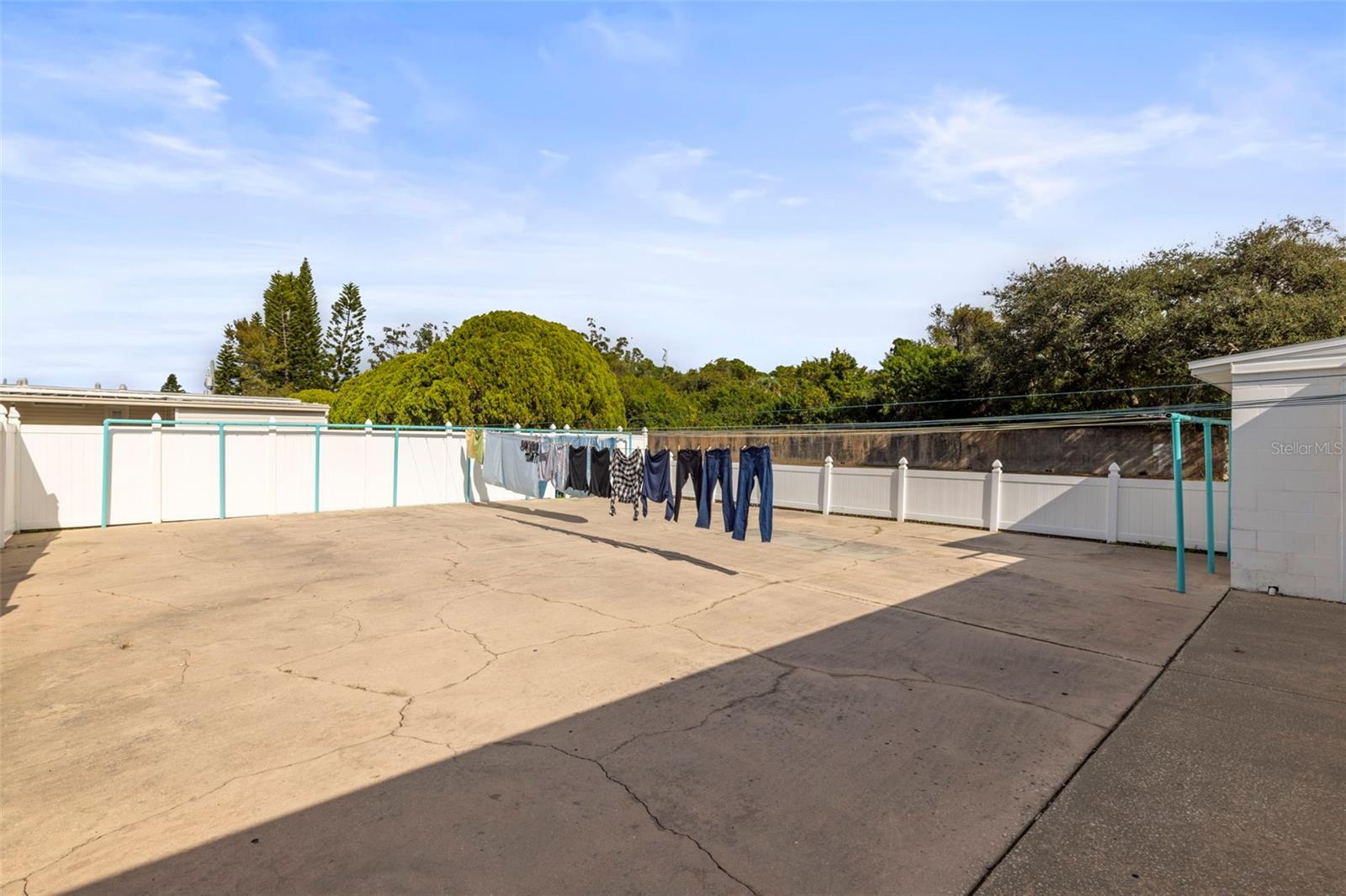 SUNSET PALMS UNREC - Residential