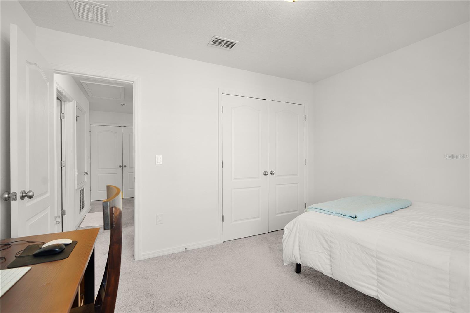 GRANDE CHAMPION PRCL SW-29 PH - Residential Lease