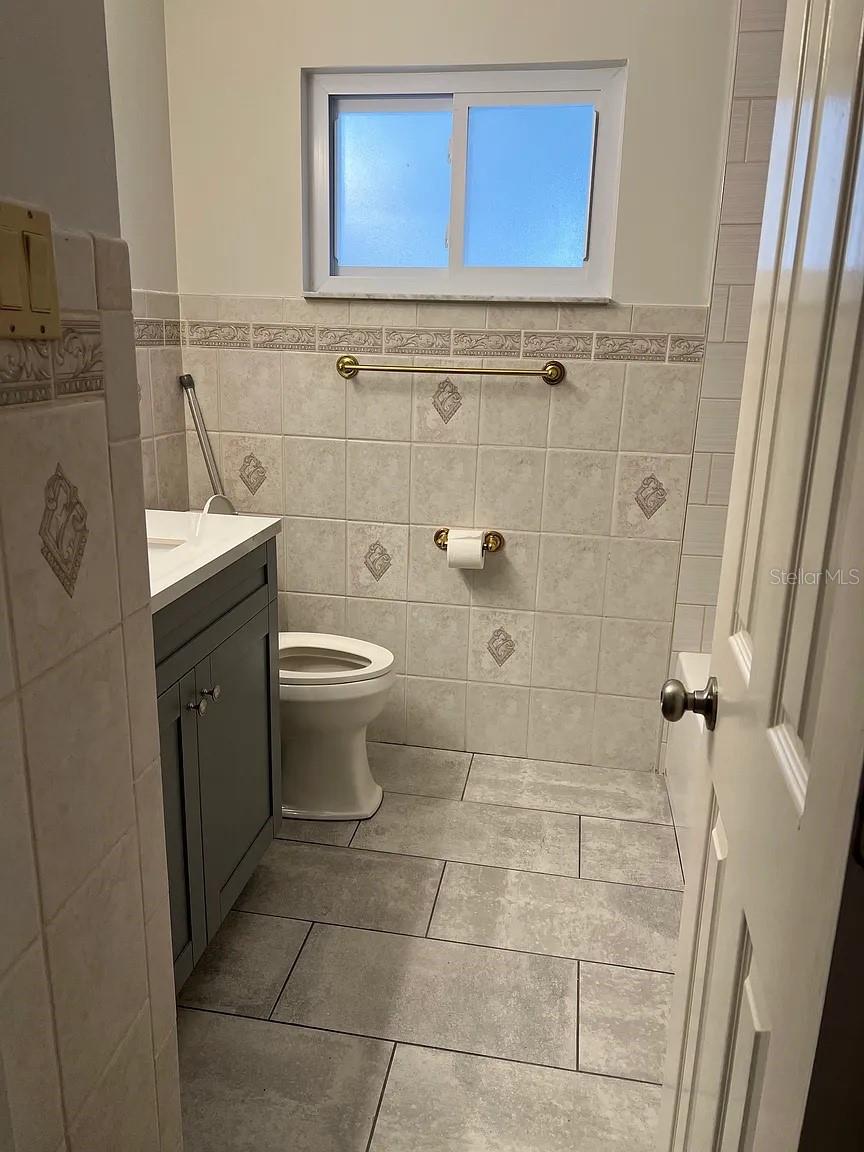 MEADOW LAWN 9TH ADD - Residential Lease