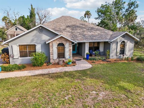 A home in PALMETTO