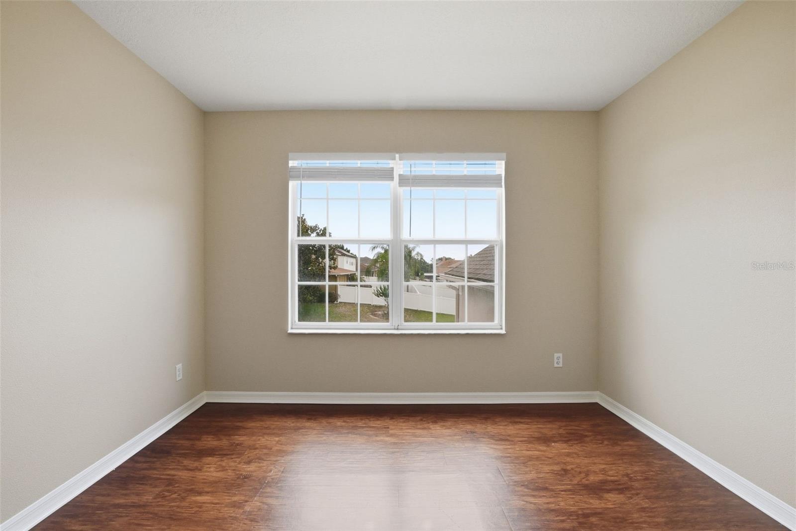 GLADES/SYLVAN LAKE PH 02 - Residential