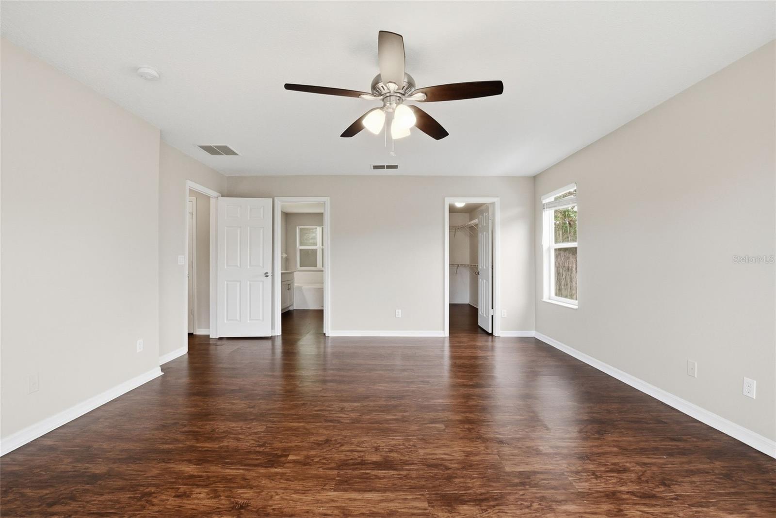 GLADES/SYLVAN LAKE PH 02 - Residential