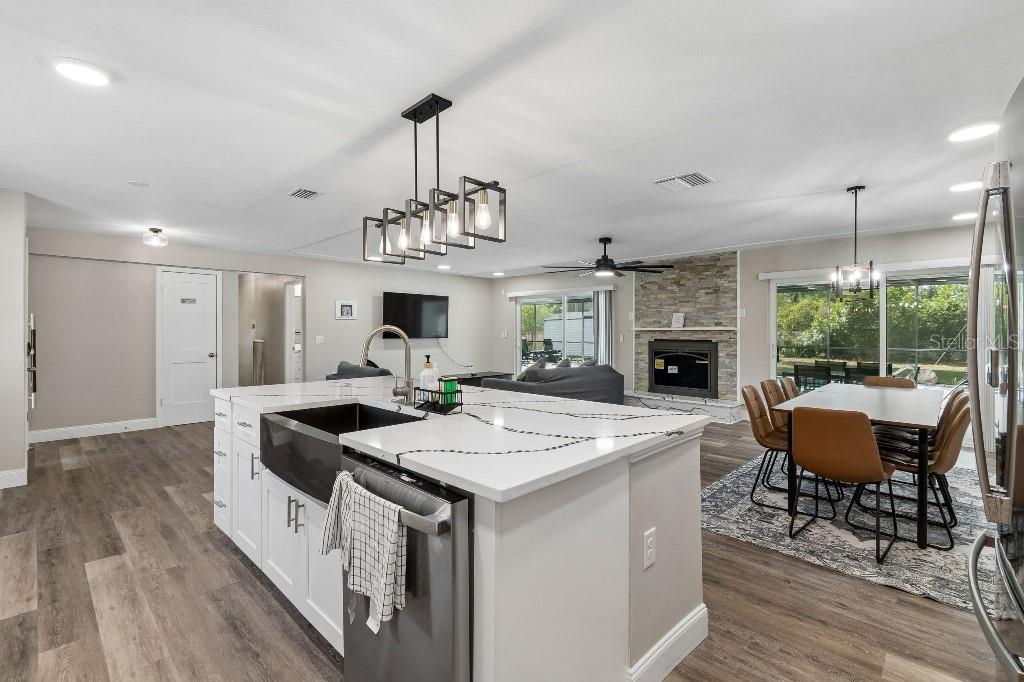 ROYAL CREST ESTATES UNIT 1 - Residential