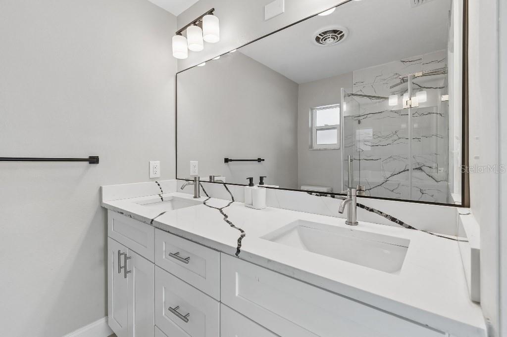 ROYAL CREST ESTATES UNIT 1 - Residential