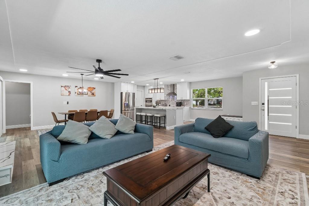 ROYAL CREST ESTATES UNIT 1 - Residential