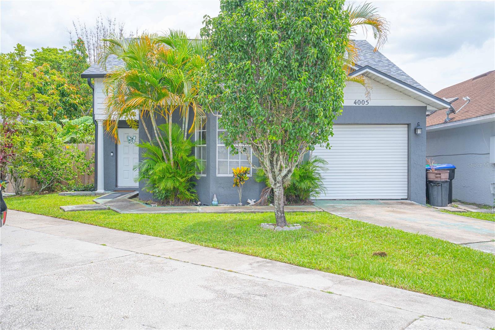 4005 CABAN COURT