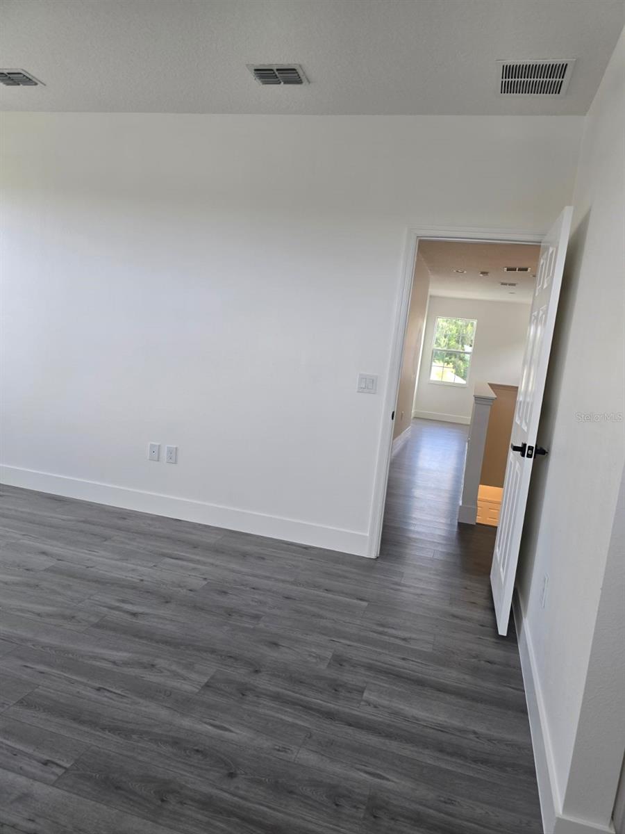 SEGOVIA - Residential Lease