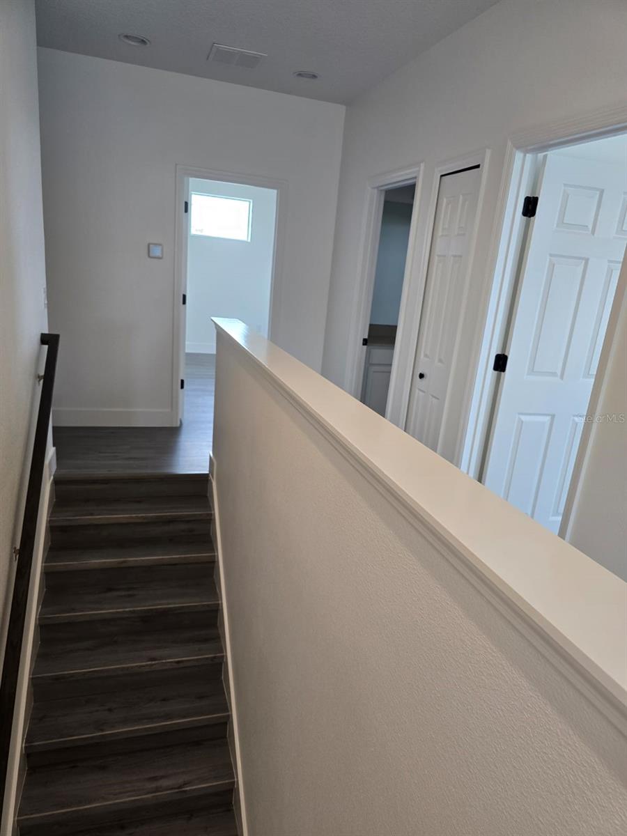 SEGOVIA - Residential Lease