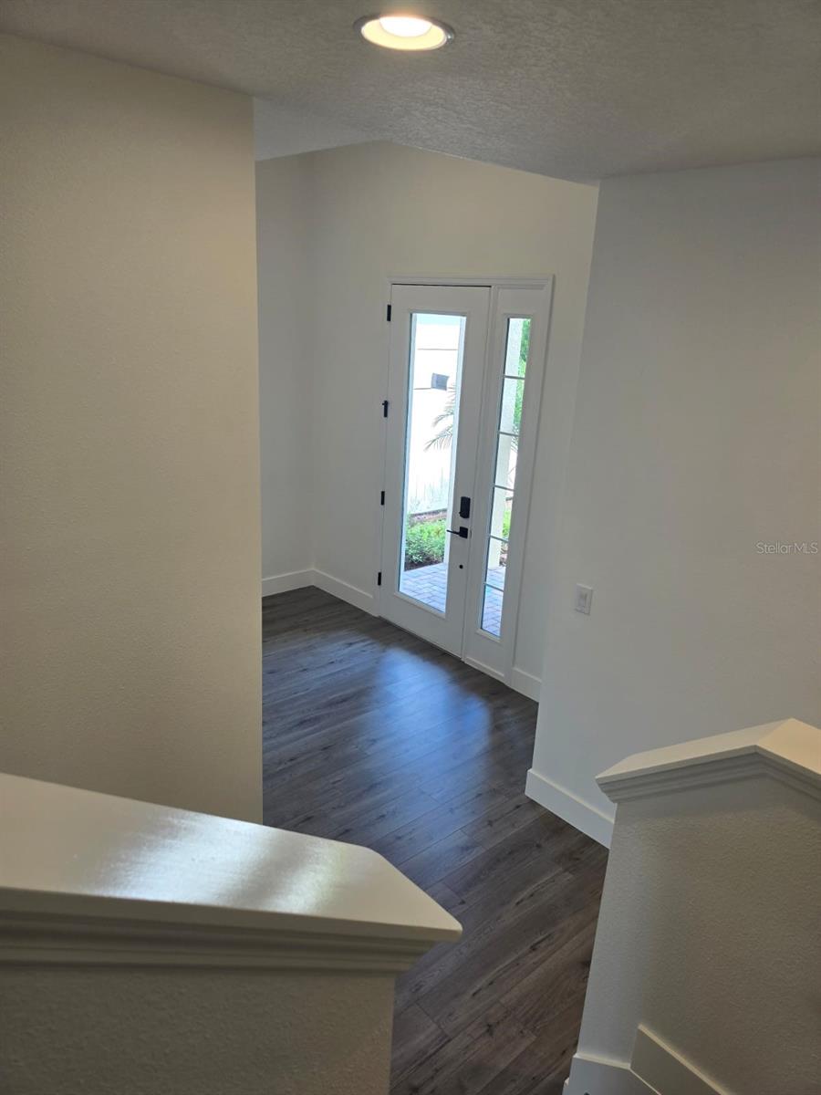 SEGOVIA - Residential Lease