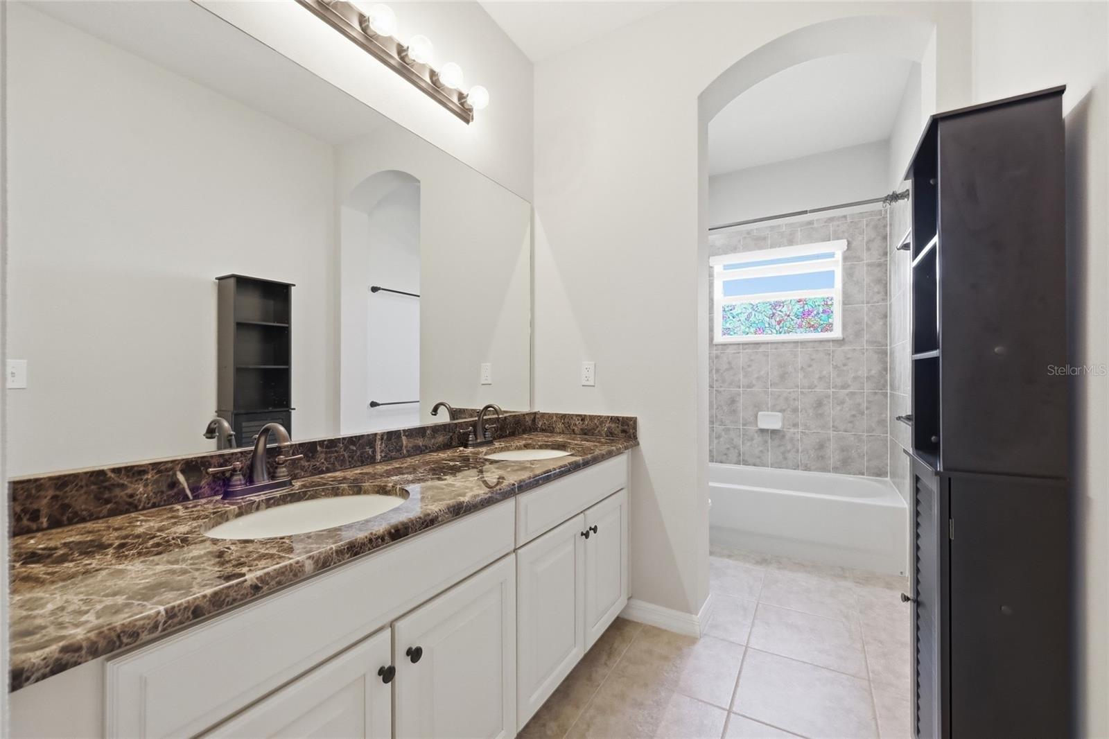 BELLE MEADE PH 02 H - Residential