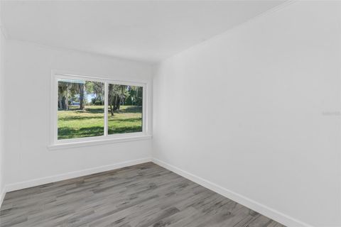 Tiny photo for 109 W Lakeview Street, Lady Lake, FL 32159 (MLS # G5099274)