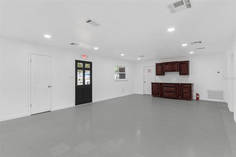 Tiny photo for 109 W Lakeview Street, Lady Lake, FL 32159 (MLS # G5099274)