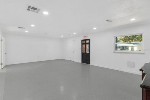 Tiny photo for 109 W Lakeview Street, Lady Lake, FL 32159 (MLS # G5099274)